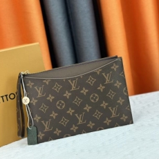 Louis Vuitton Clutch Bags